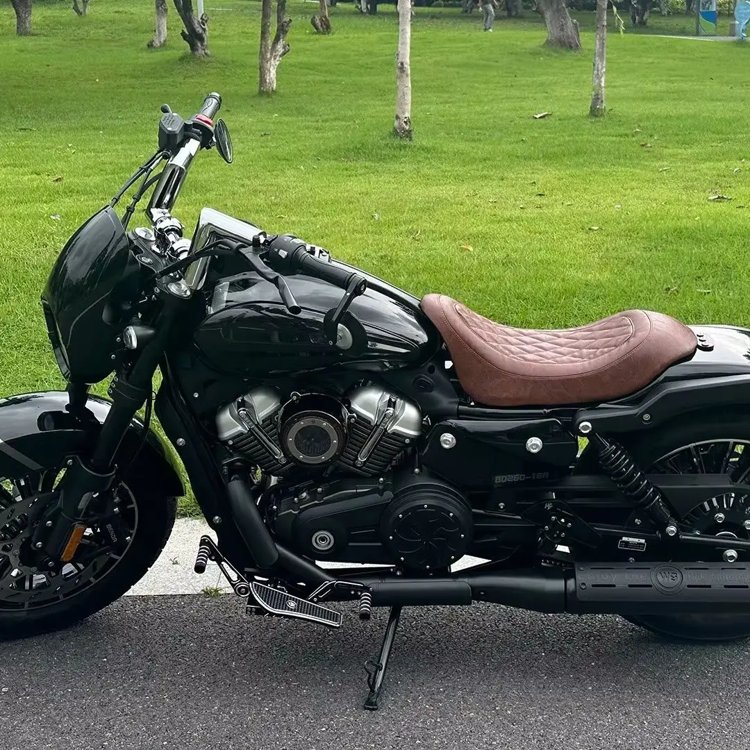 For Benda Rock 250, the accessory seat cushion can be installed without damaging the original vehicle mold.