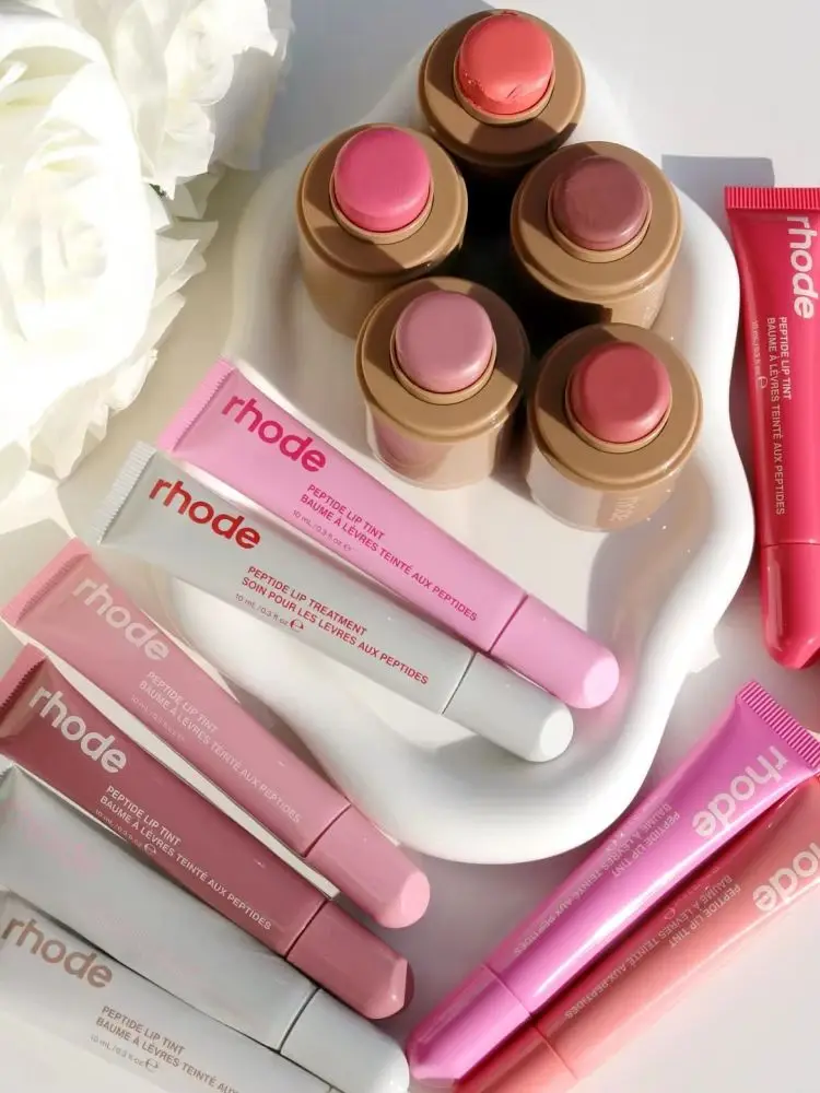 Rhodeskin Limited Edition Lipgloss Ribbon Espresso Toast Karamellisierte Banane Feuchtigkeitsspendender Lippenstift Pocket Blush Creme-Stick