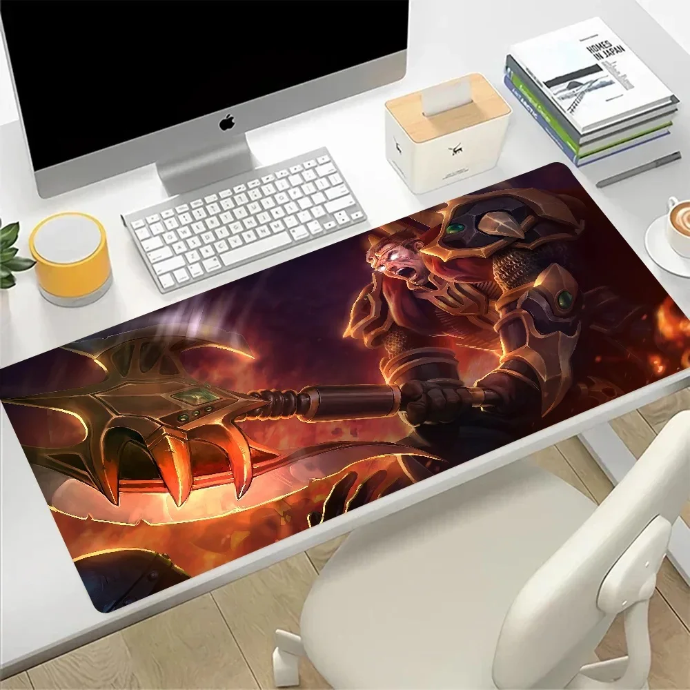 League of Legends Darius Large Mouse Pad Gaming Mousepad PC Gamer Computer Office Mouse Mat XXL Laptop Keyboard Mat Desk Pad