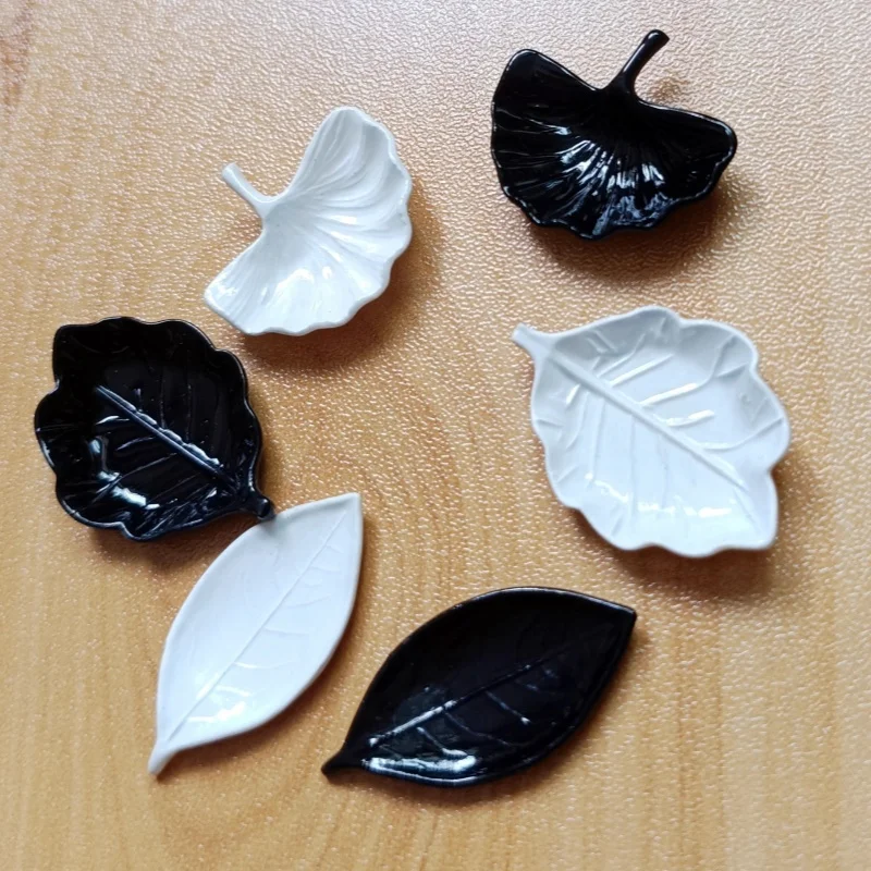 

1/6 Doll House Mini Model Furniture Accessories Miniature Resin Leaf Plate Tableware Bjd Ob11 Gsc Blyth Soldier Lol Ornaments