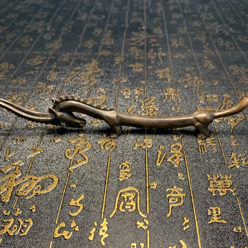 

Four Treasures of the Study Solid Old Copper Antelope Small Pen Holder Pen Rest Pen Stand Tea Ceremony Desktop Ornament Decorati