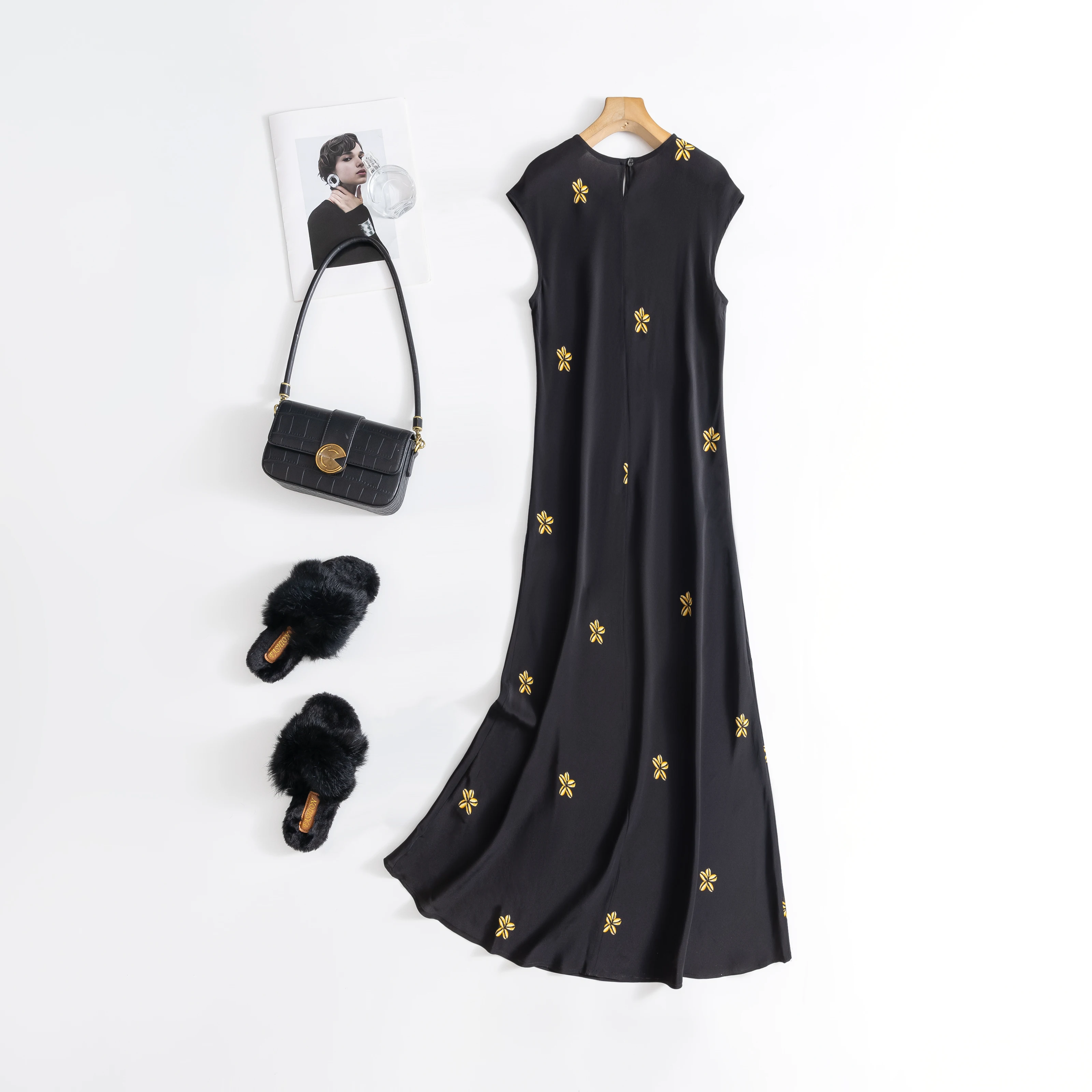 100% Natural Mulberry Silk Crepe De Chine 45 ° Diagonal Cut Temperament Shoulder Sleeves Women's Round Neck Casual Dress