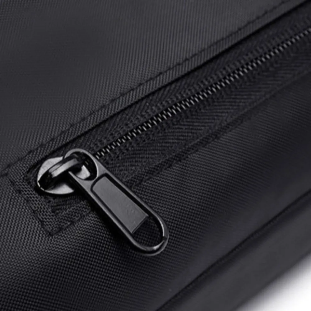 Zaino sportivo impermeabile con coulisse con tasca in rete Borsa da viaggio per palestra Borsa a tracolla in poliestere multifunzionale