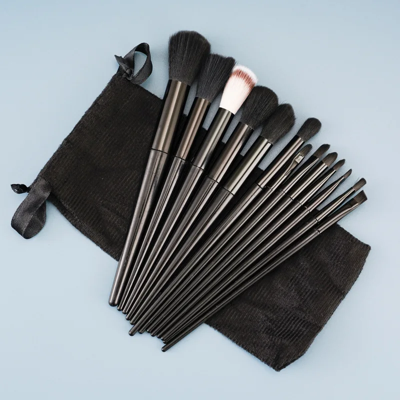 Makeup Brush Set 13Pcs for Beginners Velvet Drawstring Storage Bag Portable Travel Use For Powder Foundation Eyeshadow Blush image 5