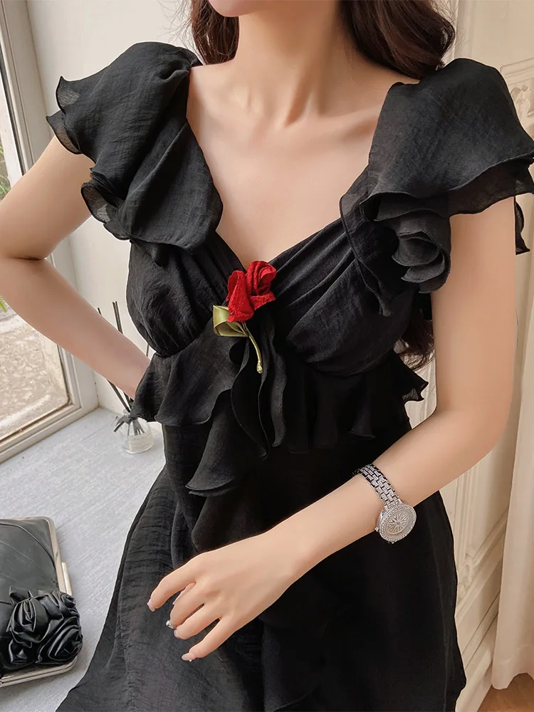 Vestido sólido de verão vestido feminino em camadas com decote em v na altura do joelho saia evasê y2k 2025 novo dabwawa da1bdr026