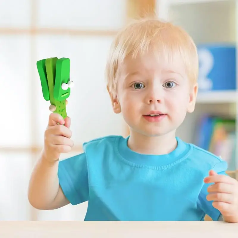 Castanet en bois de crocodile de dessin animé pour adultes et enfants, jouet musical