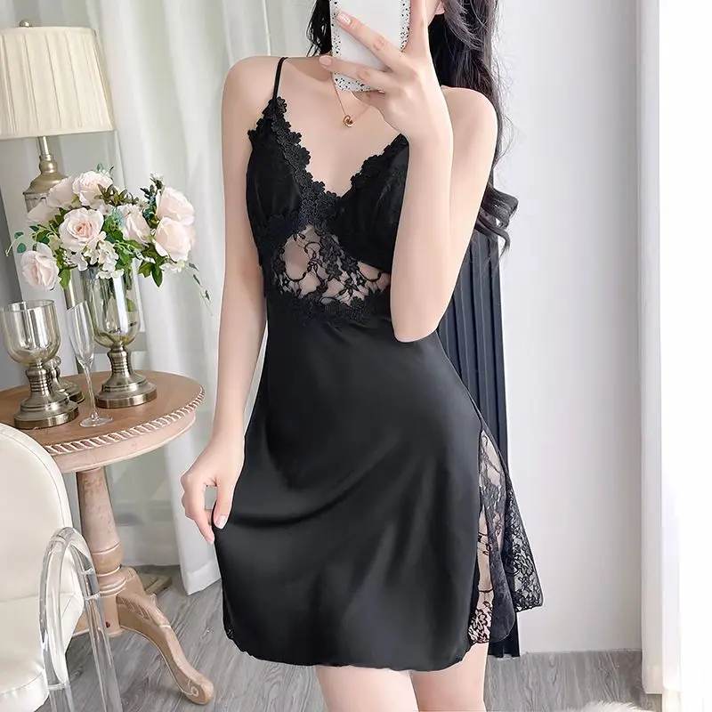 Comfortable and Gentle Sleepwear Women New Spring and Summer Sexy Back Ice Silk Style with Breast Cushion Lace Halter Nightdress