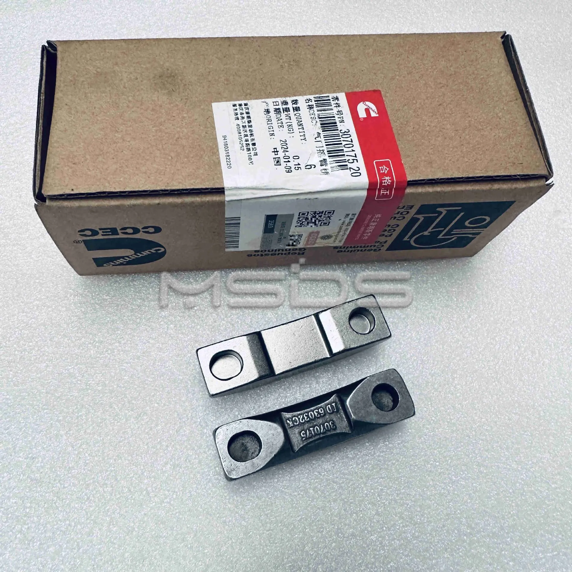 

Suitable for Cummins M11 valve rocker bridge construction machinery engine QSM11 T-plate 3070175
