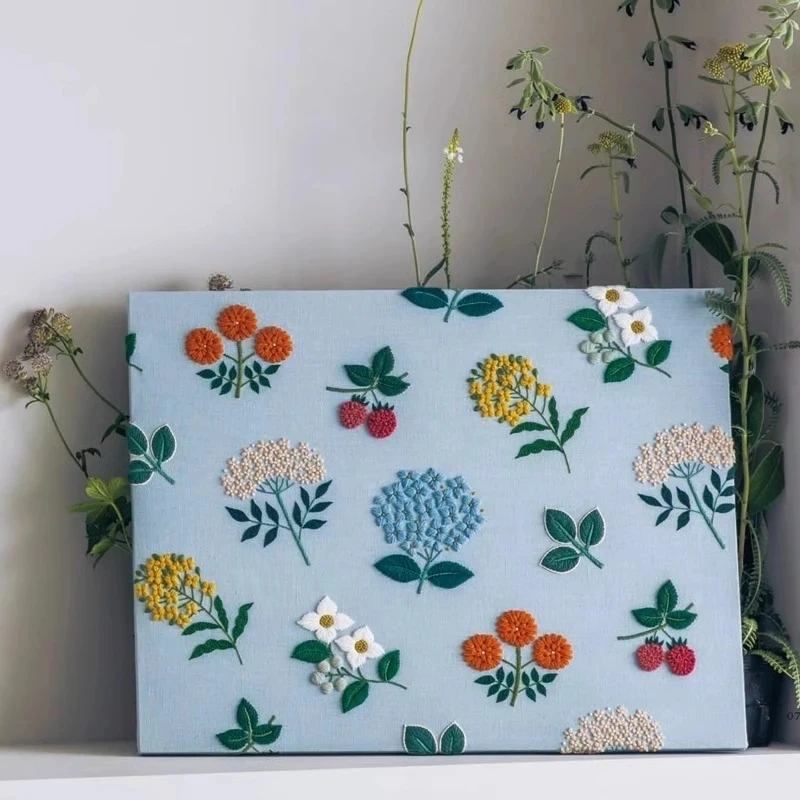 Japanese Wool Embroidery by Yumiko Higuchi - Botanical Flower Designs Embroidery Tutorial Book, Hand Stitching Craft Guide