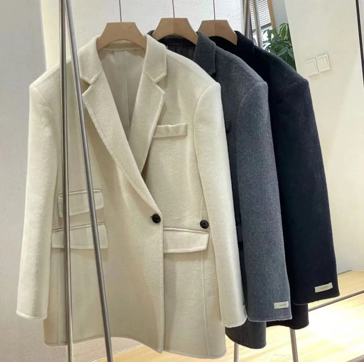 

Woolen Blazer Coat: Women's Autumn and Winter Loose Double-sided Wool Mid-length Overcoat Female Office Lady Top High Quality