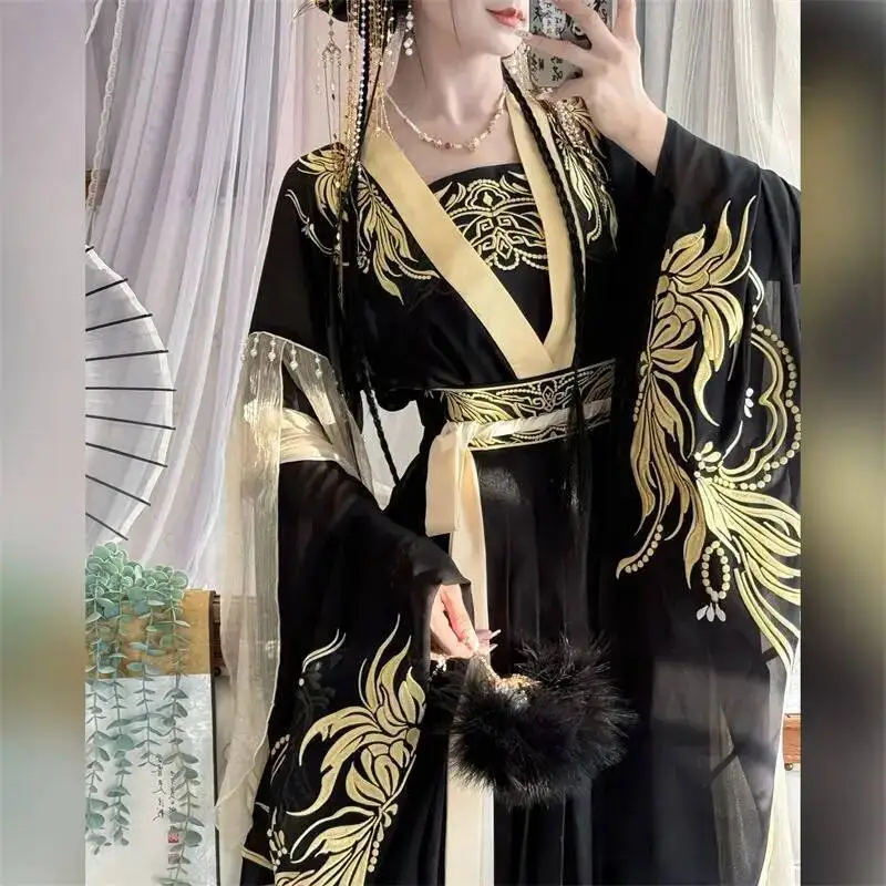 hanfuHanfu الصناعة الثقيلة التطريز سلالات جنوبية وشمالية كبيرة الأكمام الملابس القديمة الصينية هانف