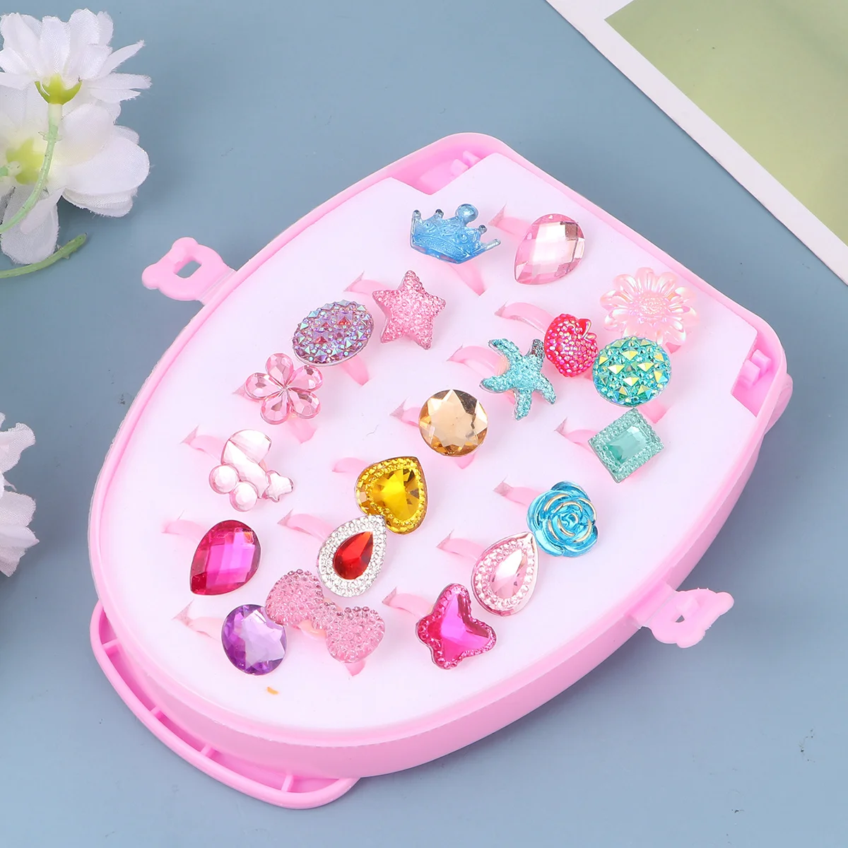 

20Pcs Resin Kid Rings Small Bright Colorful Resin Rings Durable for Girls Draw-Bar Storage Box Funny Ring Kid Toy Ring