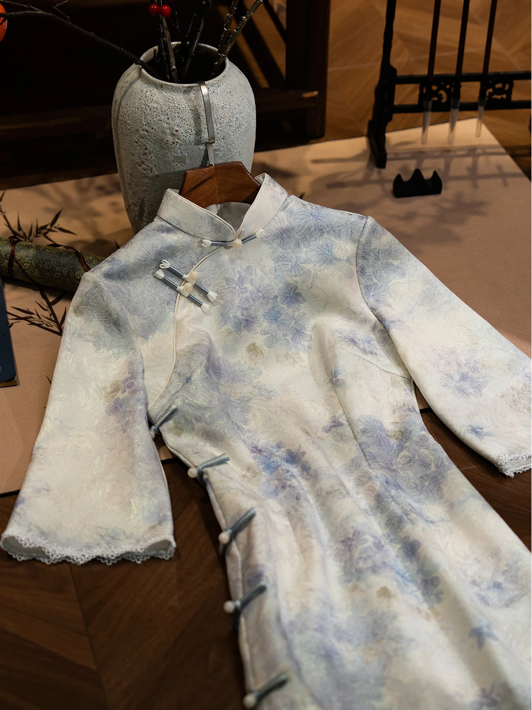 young-women's-new-chinese-sle-long-sve-dr-daily-wear-autumn-winter-low-slit-embroidered-mid-length-qipao