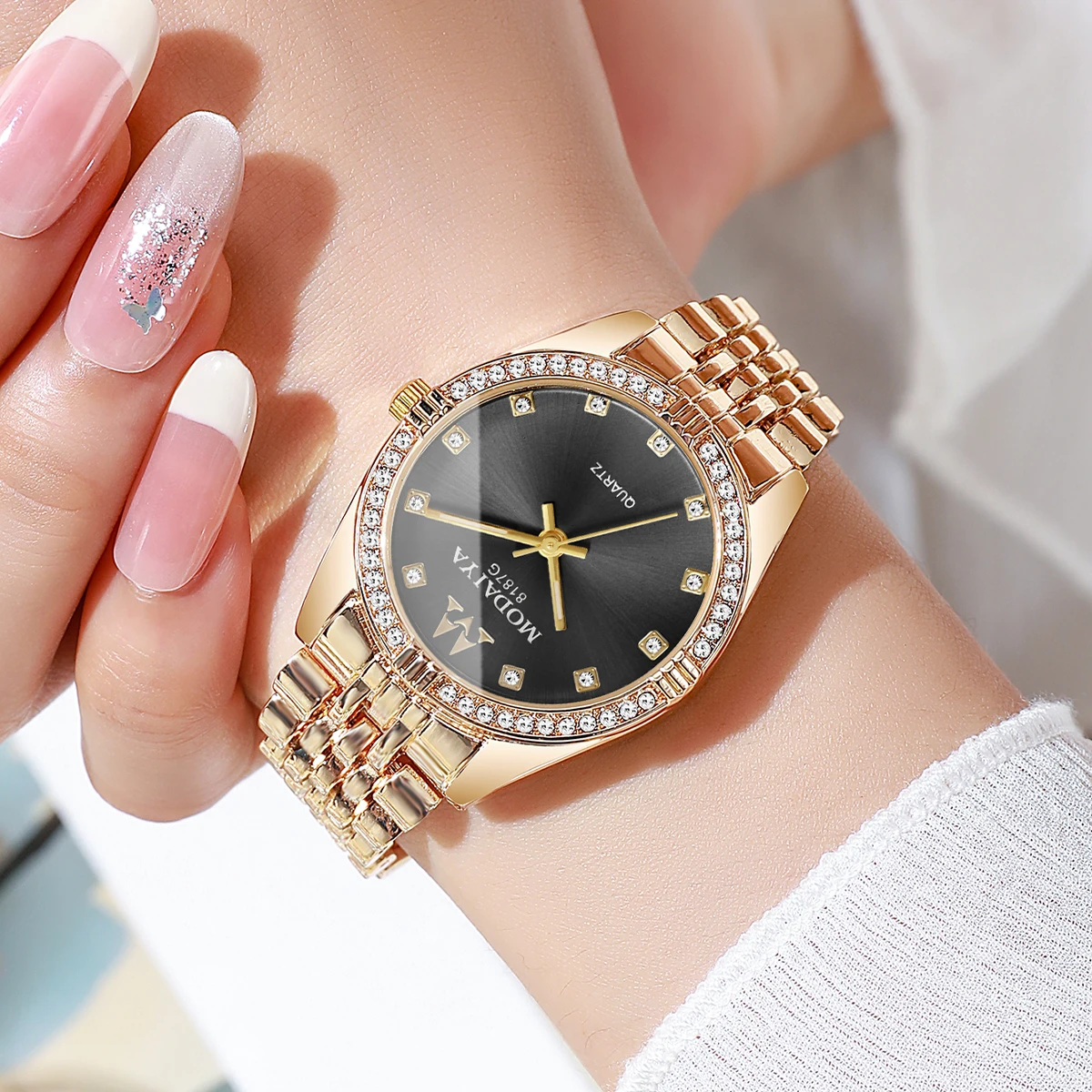 

Women's Rose Gold Plated Diamond Bezel Quartz Watch with Black Dial Fashion Steel Band Wristwatch for Party Gift