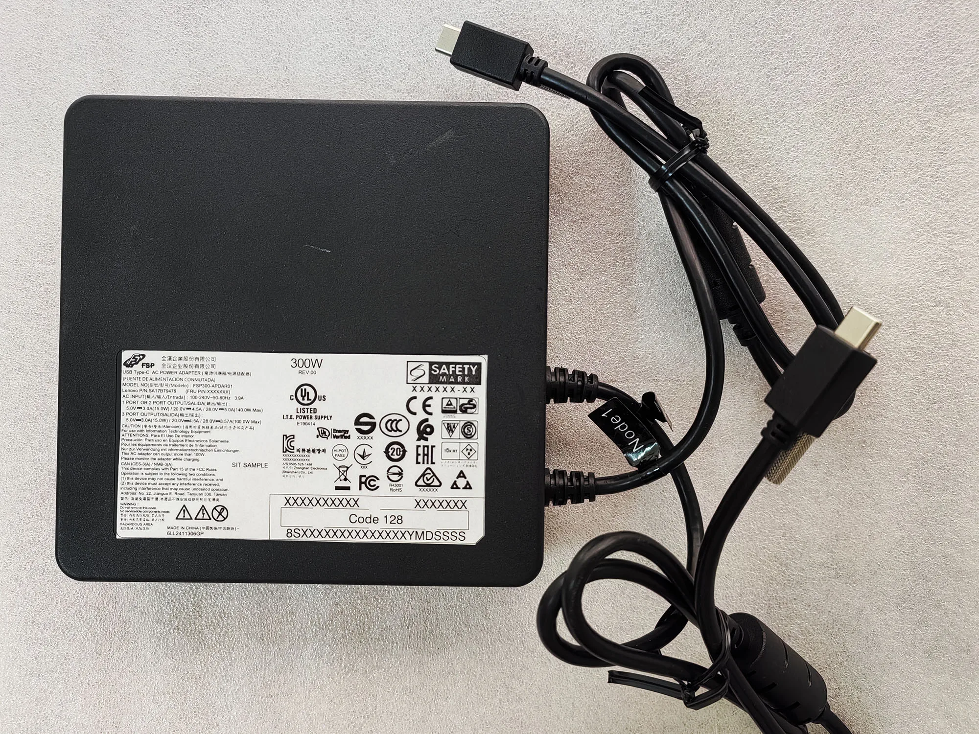 

Slim Original FSP 300W REV:00 USB Type C AC Power adapter FSP300-APDAR01 SA17B79479