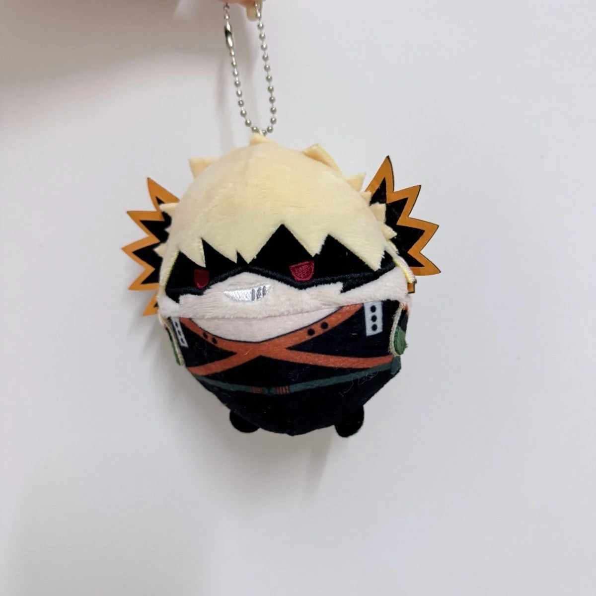 أنيمي بطلي الأكاديمية Bakugou Katsuki تأثيري الكرتون كيرينغ قلادة المفاتيح حلية اكسسوارات هدية الهالوين