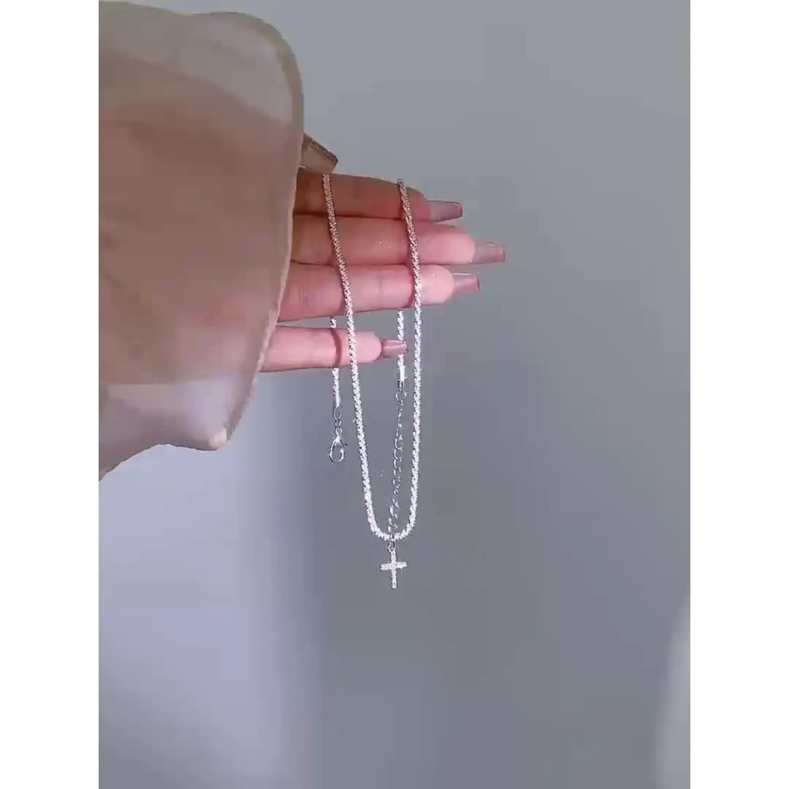 أنيقة تألق ساحة الصليب الزركون قلادة للنساء الأزياء والمجوهرات