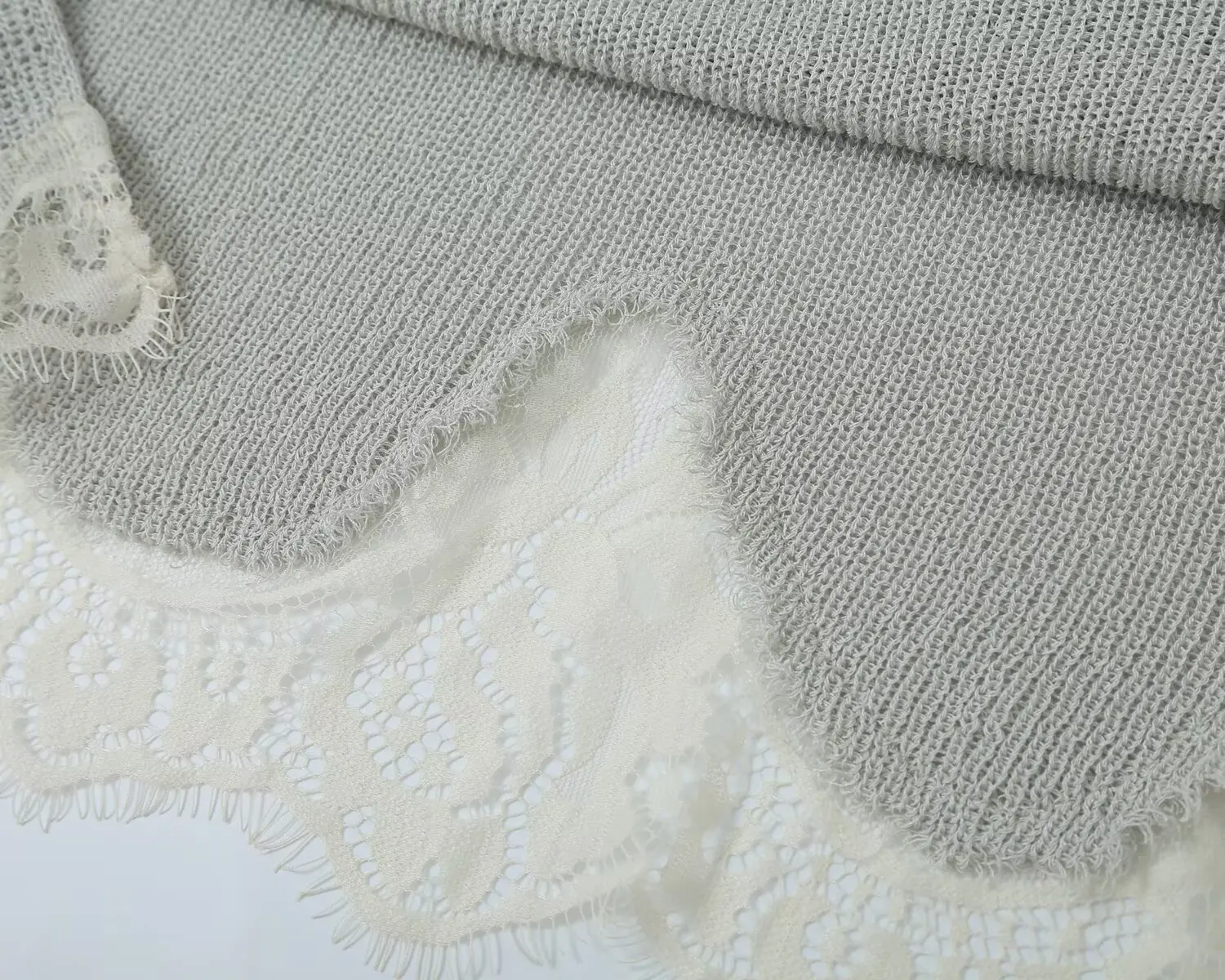 TFMLN Damenmode Spitzen-Strick-Set mit Rundhalsausschnitt, ausgestellten Ärmeln, lockerem Oberteil + Mini-Shorts, schicke Herbstkleidung für Urlaub und Party. – Detail 8