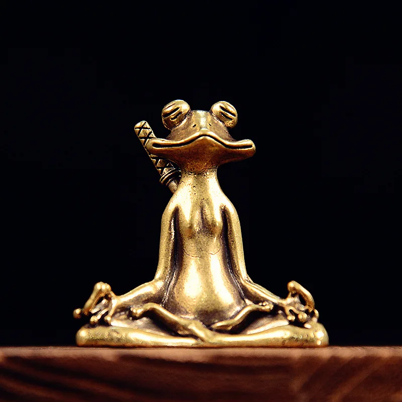 Brass Yoga Frog Statue Mini Frog Figurine Kung Fu Tea Decoration Zen Meditation Frog Sculpture Home Ornament Accessories