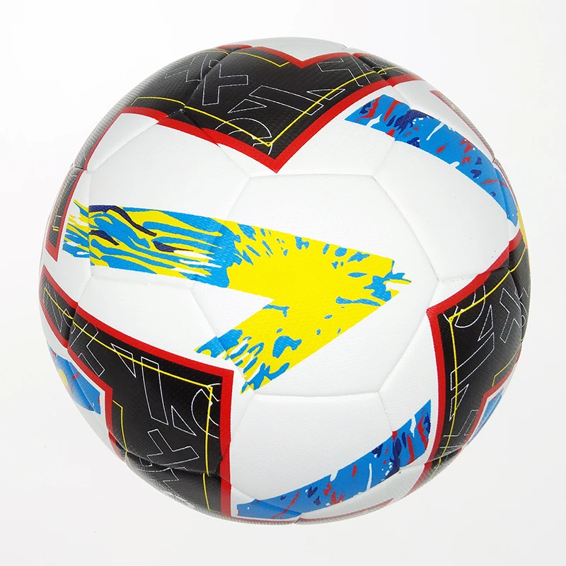 Рисунок 4 - Бесшовный футбольный мяч из ПУ для команды