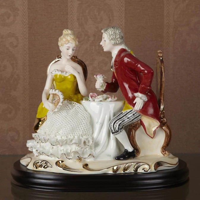 European style antique porcelain courting couple figurines for home decor