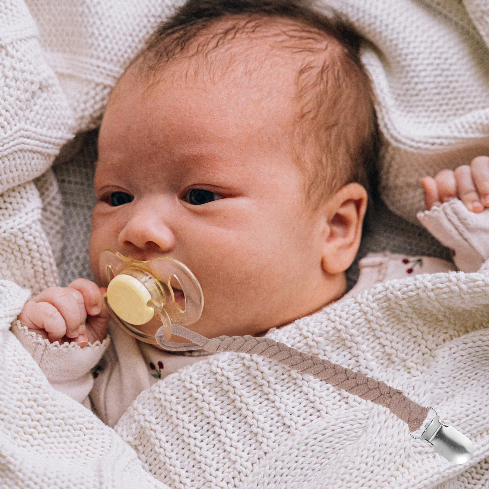 6 uds. de clips para chupete para bebés, diseño seguro que previene la asfixia, portátil, fácil de usar para niños y niñas con chupetes