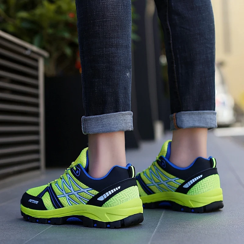 Brand Fashion Green Hiking Shoes Men Mesh Breathable Travel Sneakers Men Outdoor Climbing Mountain Sport Shoes Zapatillas Hombre