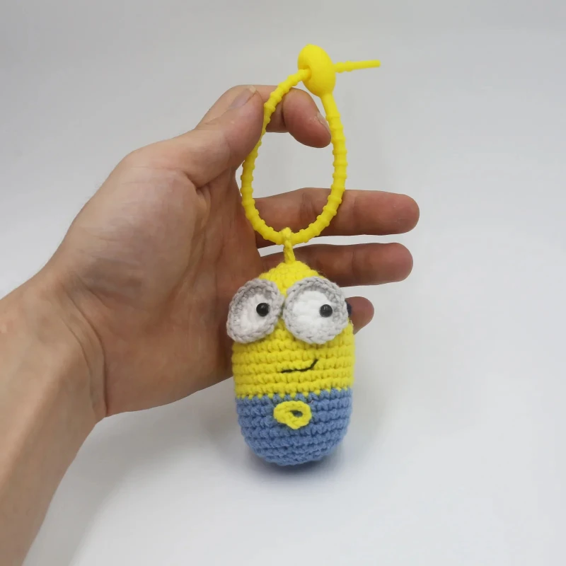 Novos minions kevin bob anime chaveiro dos desenhos animados brinquedos modelo pingente chaveiro carro mochila chave titular acessórios crianças presentes de aniversário