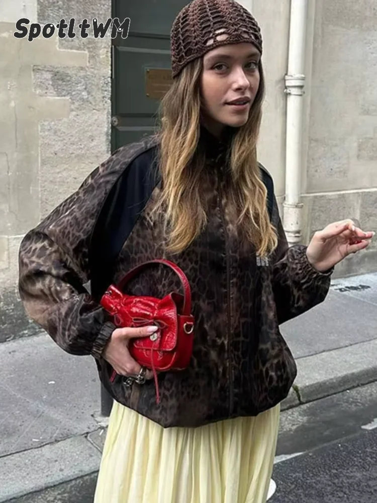 Chaqueta corta con estampado de leopardo para mujer, abrigo informal de manga larga con bolsillos y cremallera, prendas de vestir de calle Chic para otoño