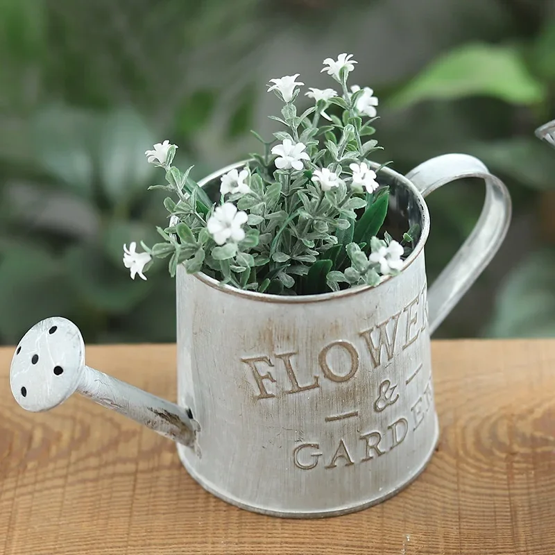 Regadera de hierro pequeña, macetas de cubo de hierro Retro para flores, adornos de jardín para el hogar, decoración creativa de patio