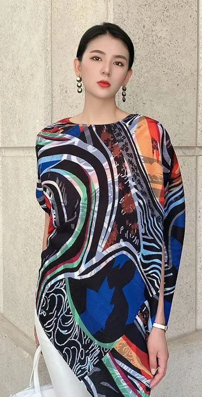 

T-shirt Asymmetrical Loose Large Size European Style Long T-shirt Painted Distinctive