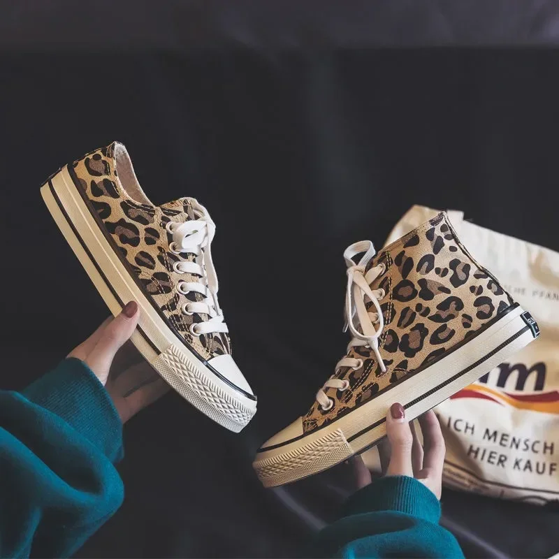 New Leopard Print High Top Canvas Shoes Harajuku Sneakers Fashion Lace-up All-match Flat Women Classic Streetwear Platform Shoes