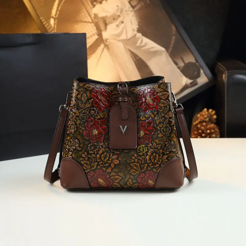 

Ele Leather Buet Bag Large Capaci Retro Luxury Women's Bag for Middle-Aged Mothers Ci Simple Sle Pred Flower