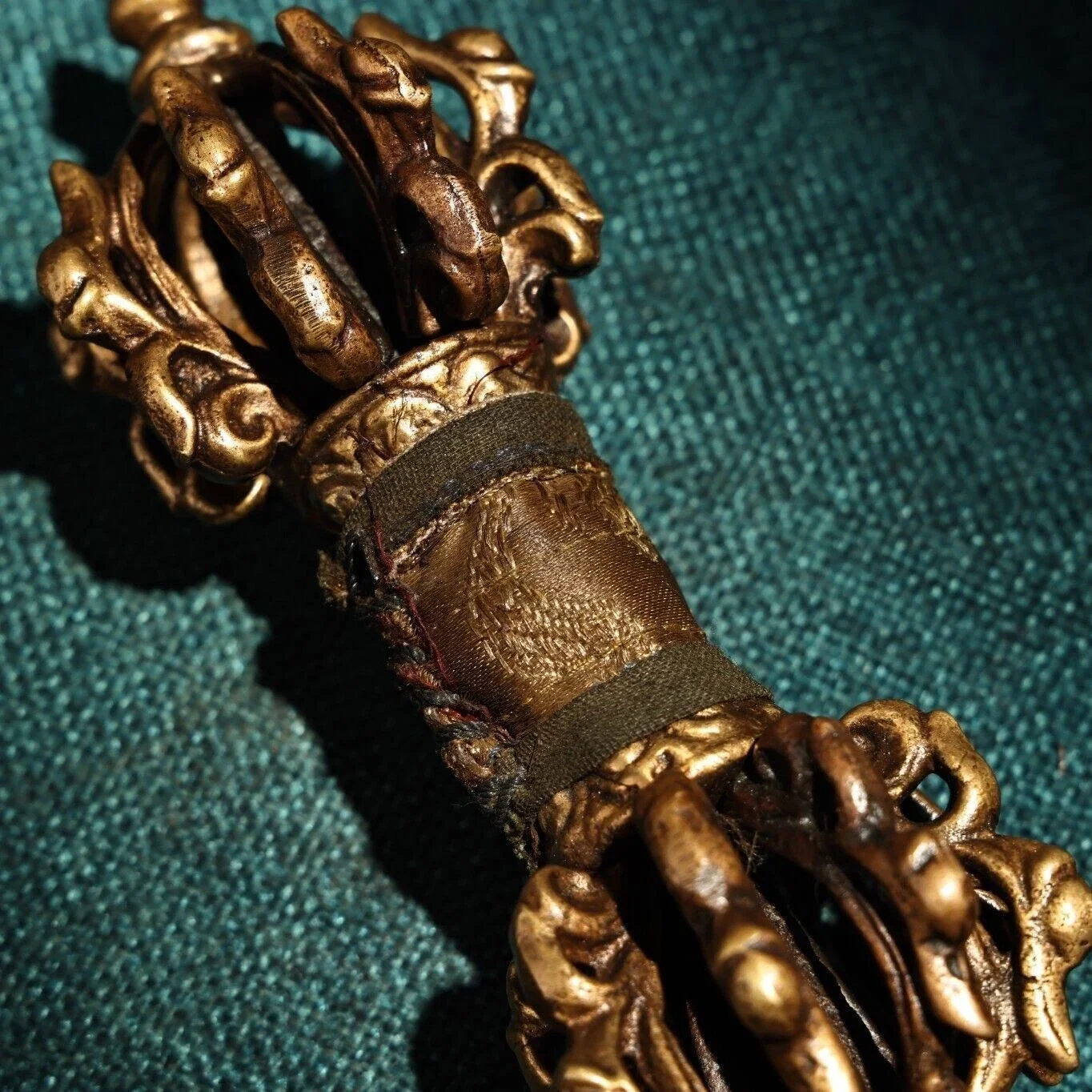 15cm Old Tibet Bronze Dragon Loong Magic pestle Head Phurba Holder Statue
