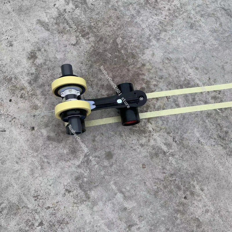 

Машина для наклеивания маскирующей бумаги с ящиком для баскетбольной площадки, регулируемое расстояние, нанесение малярной ленты