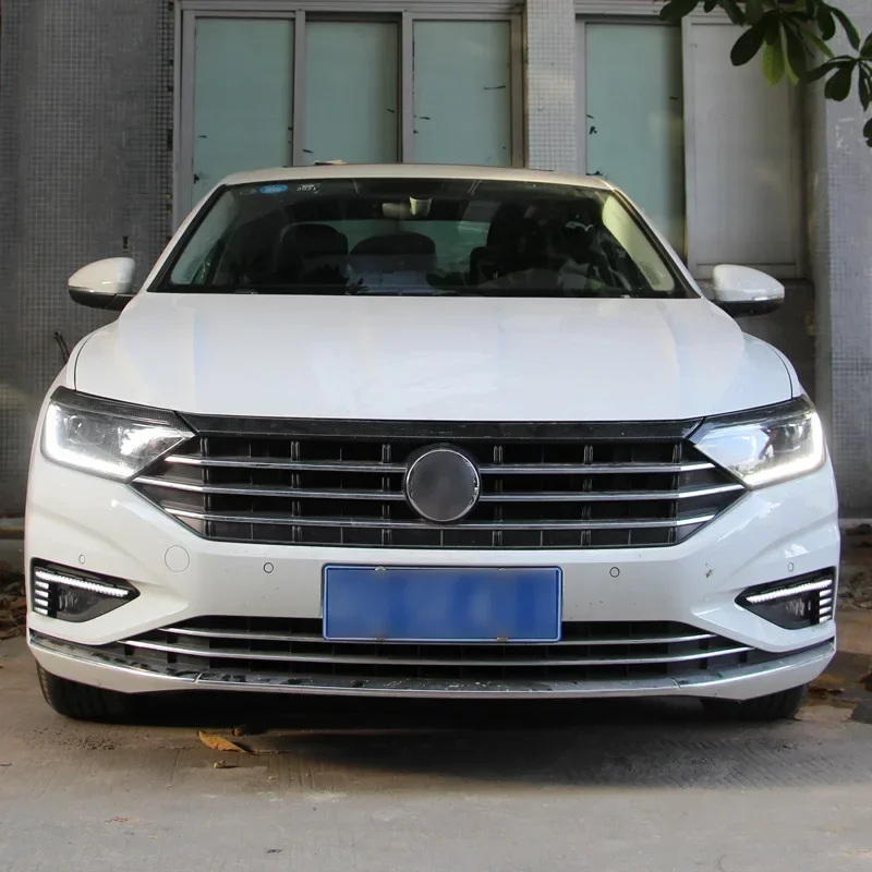 

LED Daylights For Volkswagen Jetta Sagitar 2019 2020 VW Yellow Turning Signal DRL Car LED Daytime Running Light Auto Foglamps