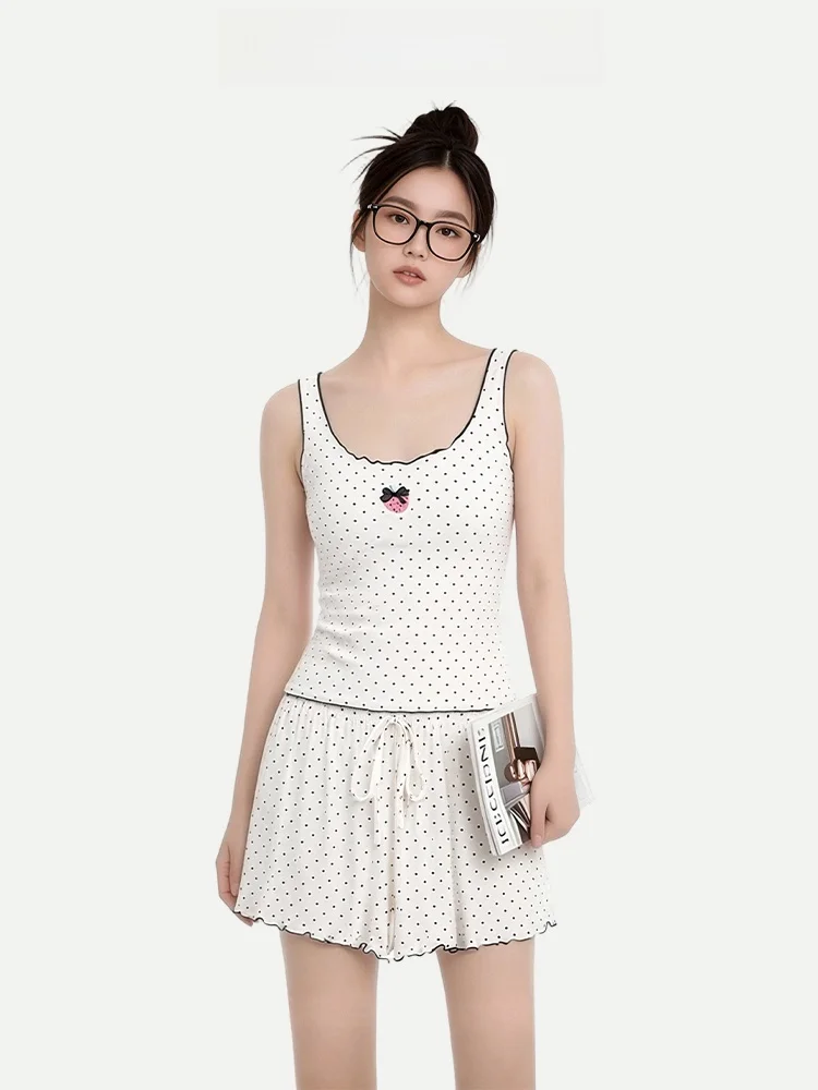 

PinkBread Ladies Cotton Sleepwear Strap Vest Cool Feeling with Chest Pad Home Clothes Strawberry Polka Dot Sport Style Short ...