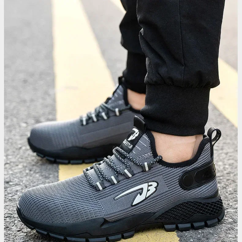 Men's Four-season Anti-smashing and Puncture-proof Steel Toe Safety Protective Shoes One Piece Dropshipping