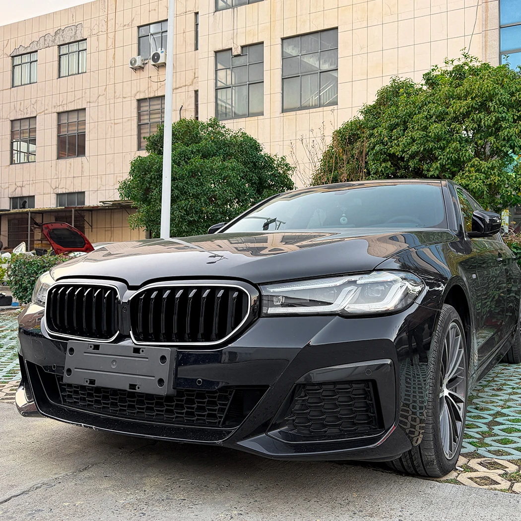 

With Light Front Bumper Grille Kidney Racing Grill Grilles BodyKit For BMW 5 Series G30 G31 LCI 2021-2023 ABS Tuning Accessories