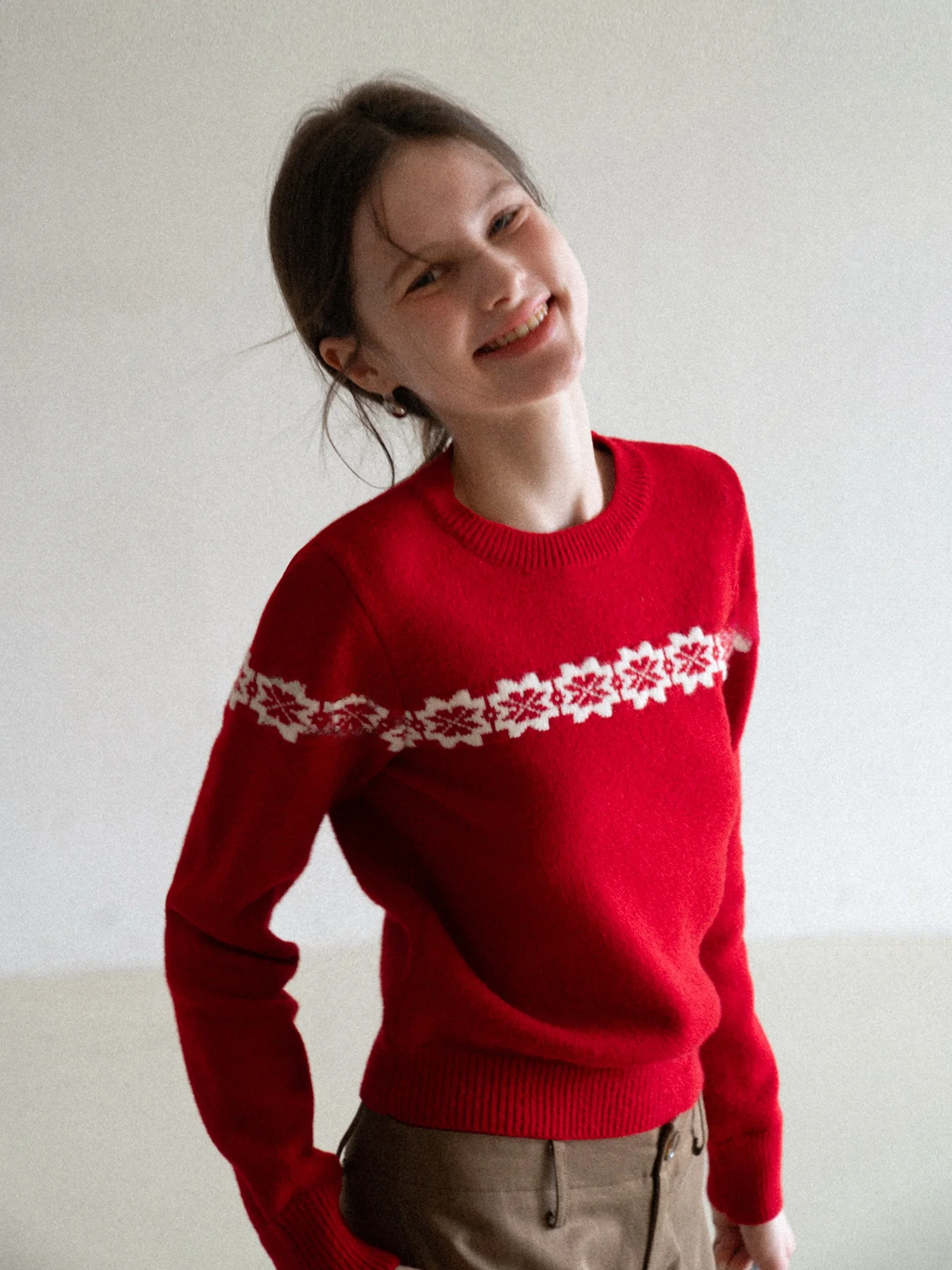 

Красный вязаный свитер EGGKA в винтажном стиле с круглым вырезом и вышивкой, повседневный, для женщин, весна-осень-зима, облегающий, без застежек