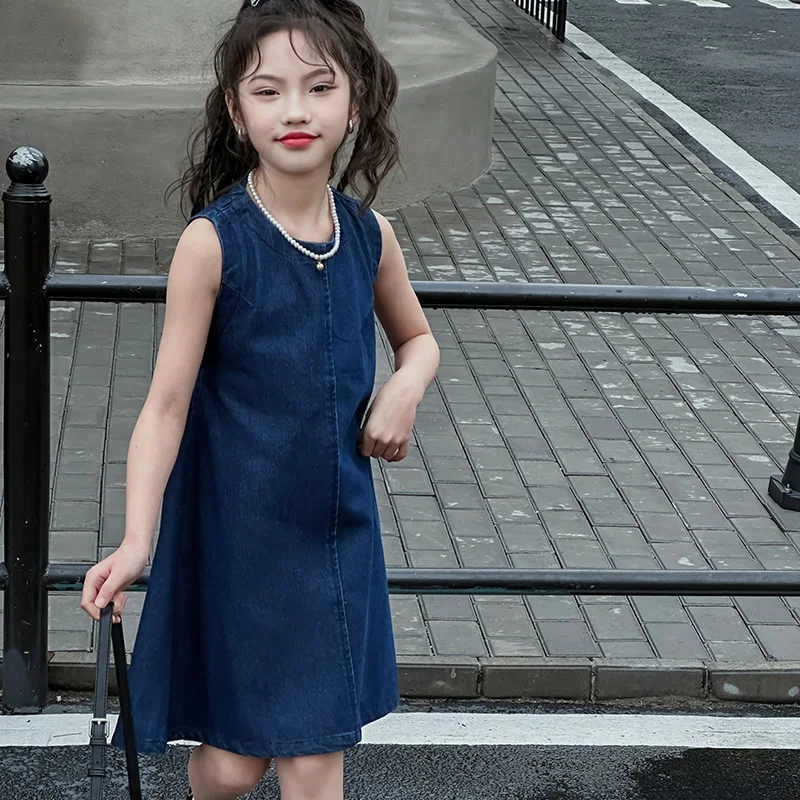 

2024 Spring/Summer Girls' Korean Fashionable Denim Vest Skirt, Western Open Back, Waistless Sleeveless Dress