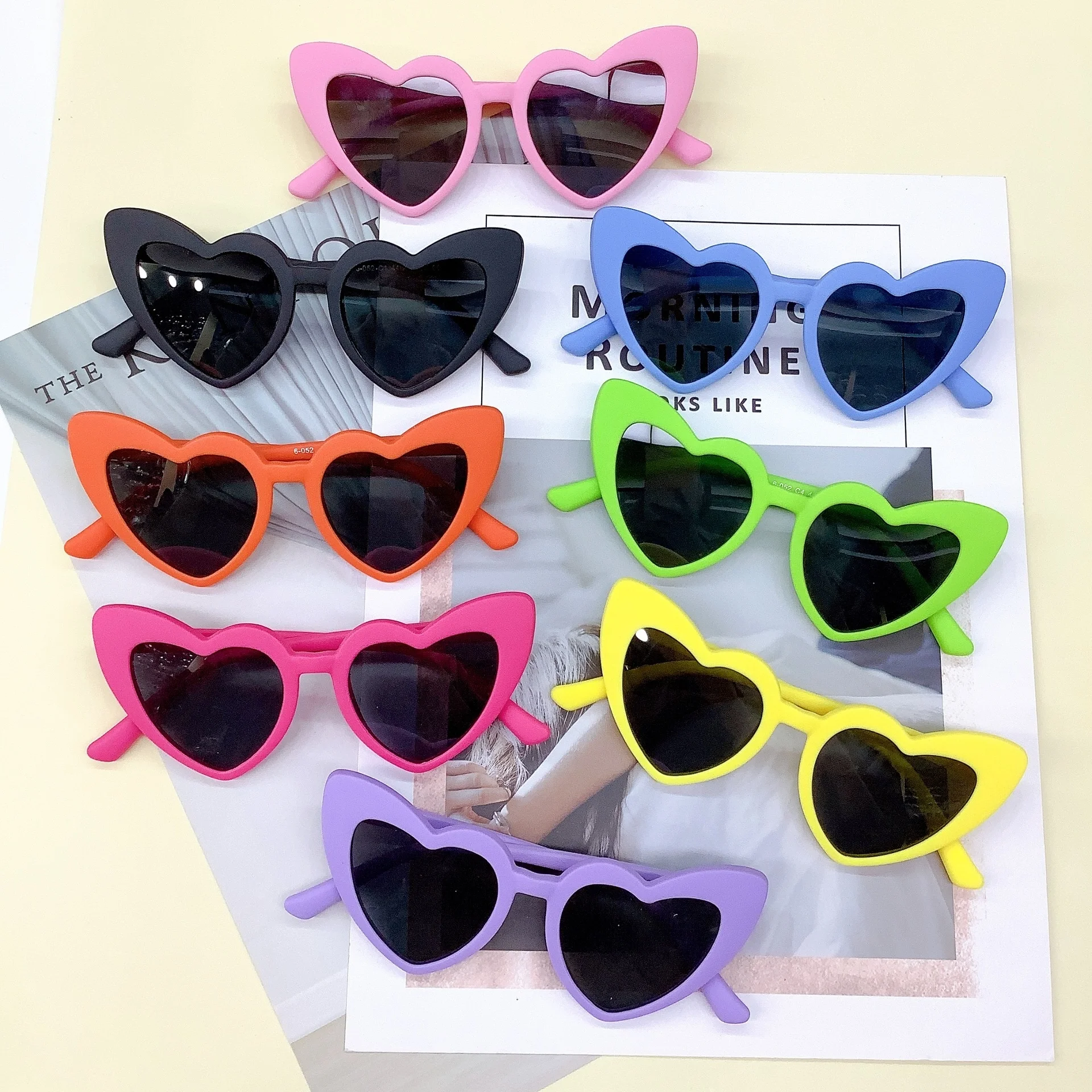 

Peach Heart Cute Children's Sunglasses Silicone Polarized Soft Frame Anti-UV Travel concave sunglasses