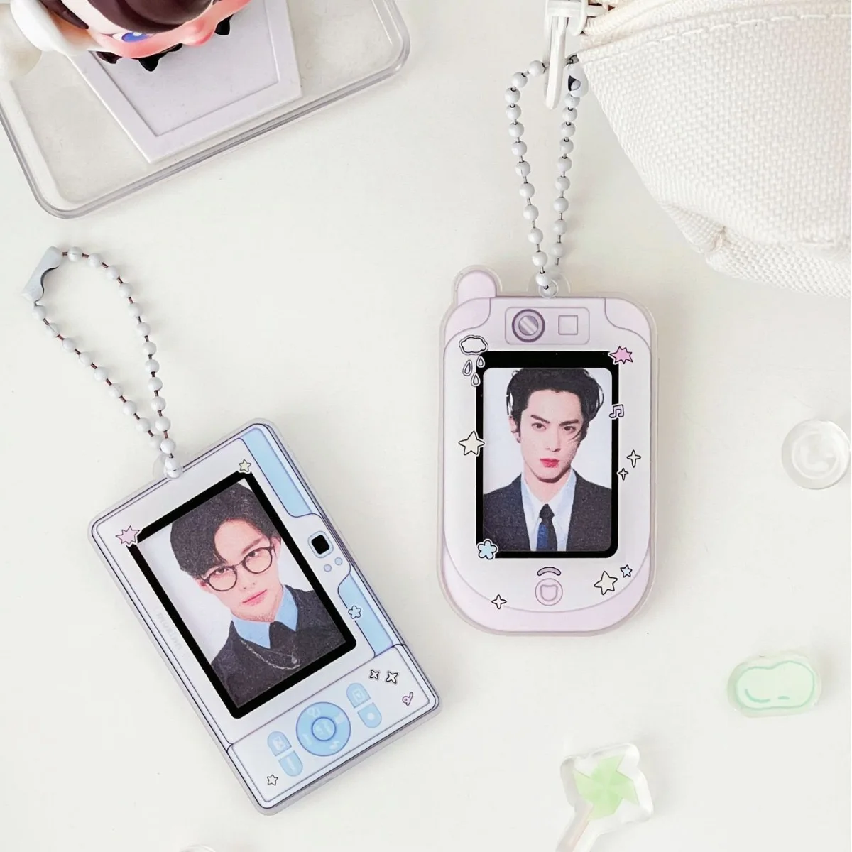 Kawaii Acrylic Mobile phone camera modeling 1 inch Photocard Holder Card Photo Holder Bag Display pendant School Stationery