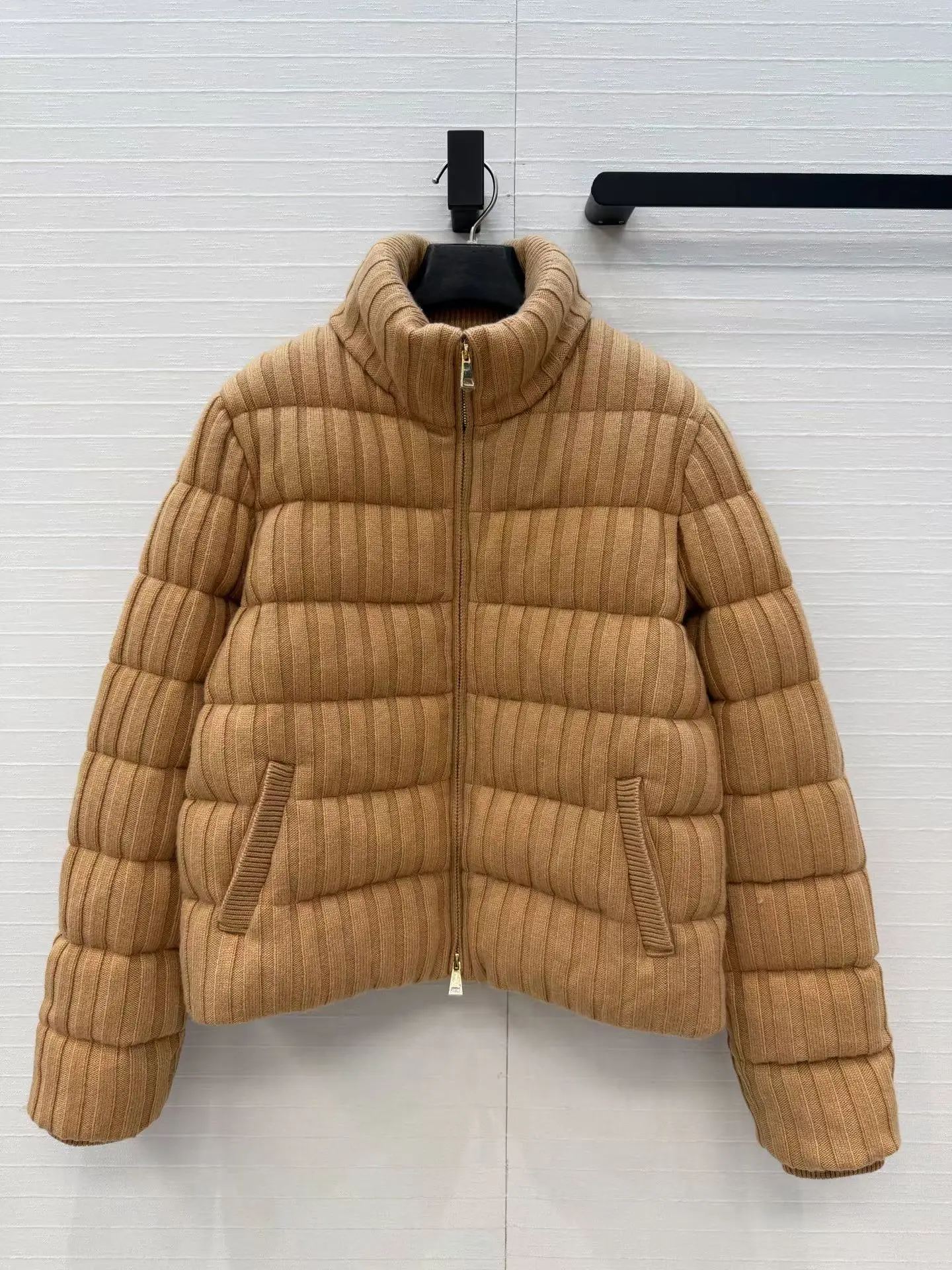 Women Early Autumn Ribbed Wool Knit Stand Collar Down Jacket 90% White Duck Down Vintage American Casual