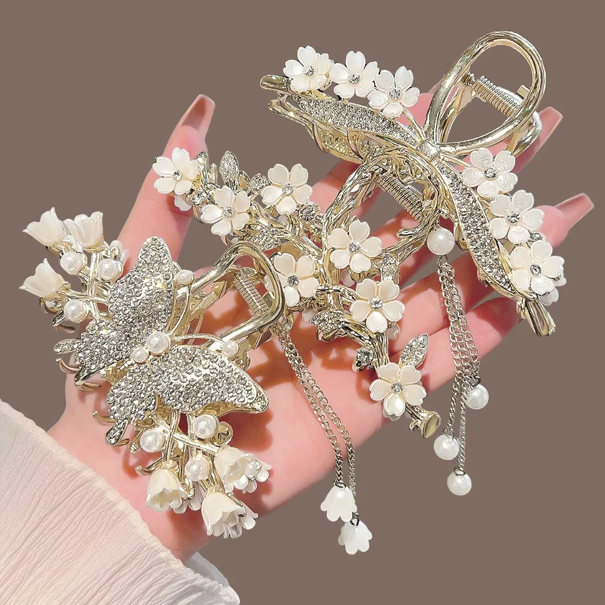 Lily of Valley Tassel Hair Claw Clip Women Vintage Alloy Plated Gold Anti Slip Twist Updo Styling for Wedding Party Daily Wear
