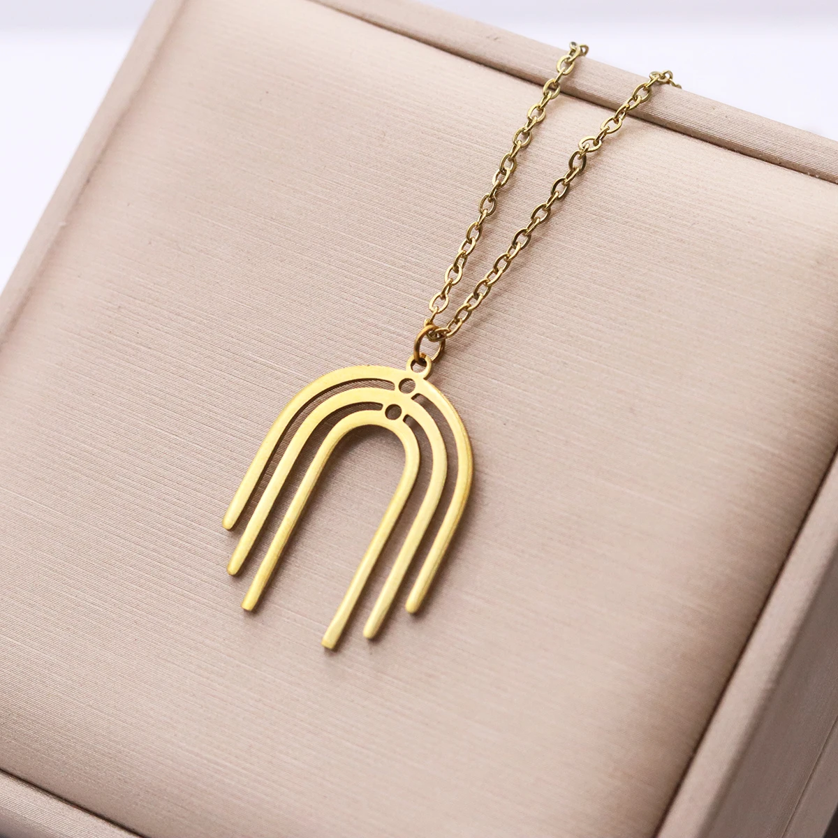 Todorova Best Friend Rainbow Pendant Necklace For Women Friends Pendant Necklace Minimalist Arch Adjustable Jewelry