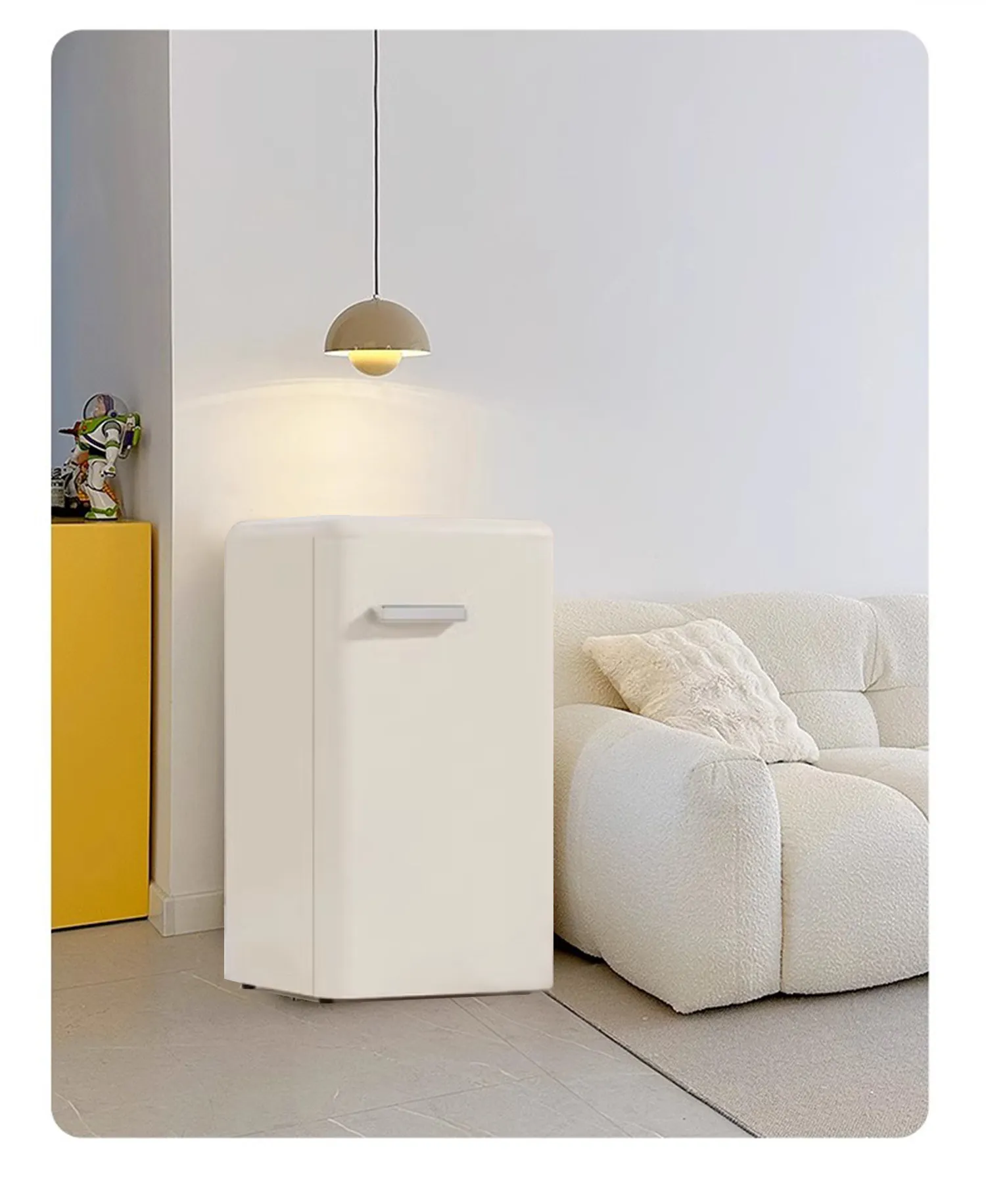 Single door retro small refrigerator, home small living room refrigerated mini Internet celebrity value large