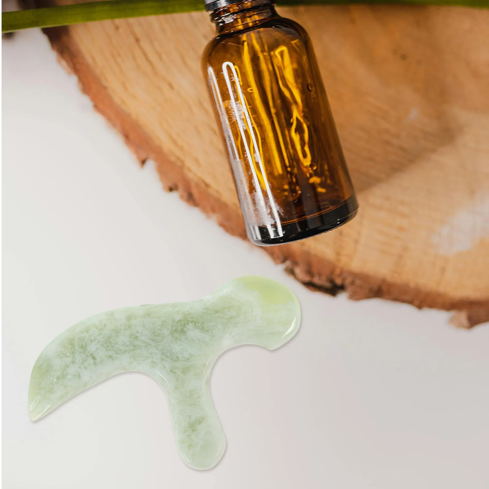 

Natural Jade Triple-Prong Design Ergonomic Portable Manual Massager Home Care Stone Gua Sha Scraping Smooth Surface Full Body