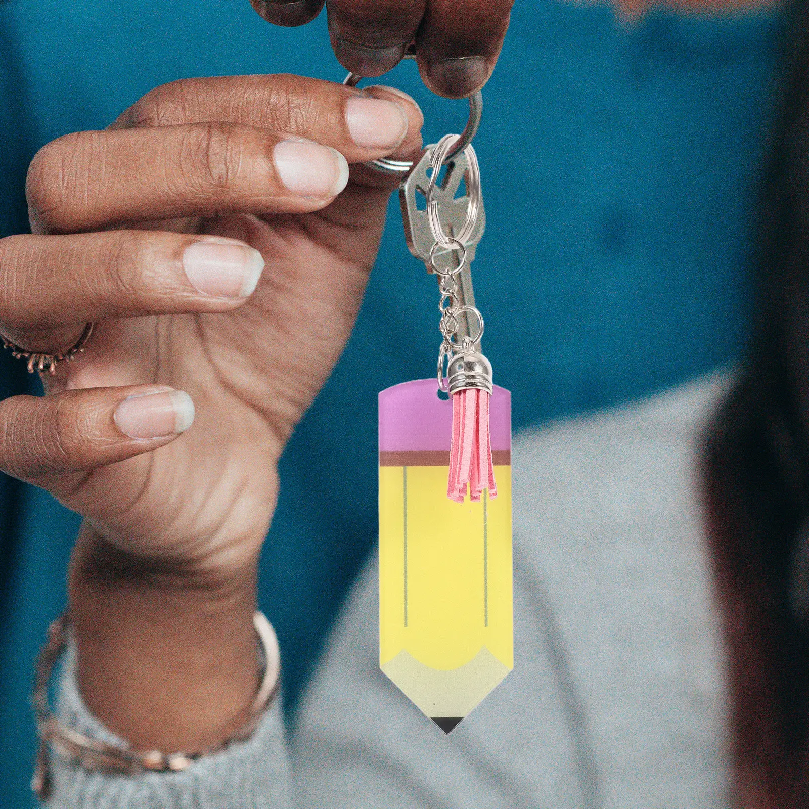 4Pcs Acrylic Pencil Keychains Delicate Tassel Bag For Back To School Accessories Graduation Pendants Hanging Ornaments