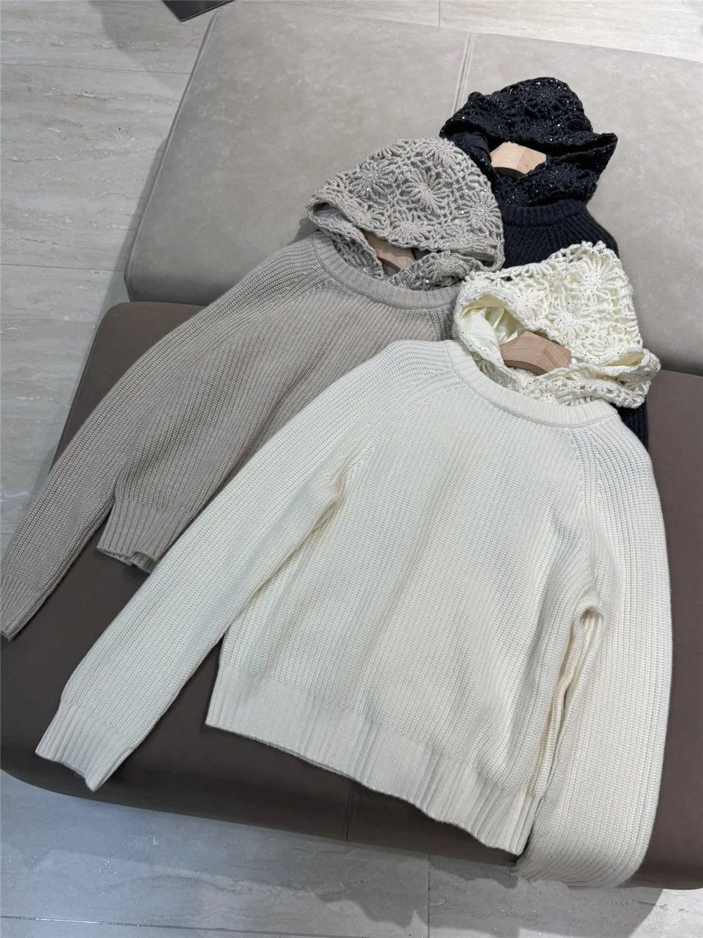 Women Hollow Hooded Knitted Cashmere Sweater Autumn Winter Long Sleeve Pullover